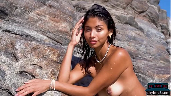 Tiny Mexican teen hottie Carolina Reyes gets fully naked on the beach